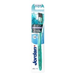 Jordan szczoteczka do zębów Ultralite Whitenig dla dorosłych Medium